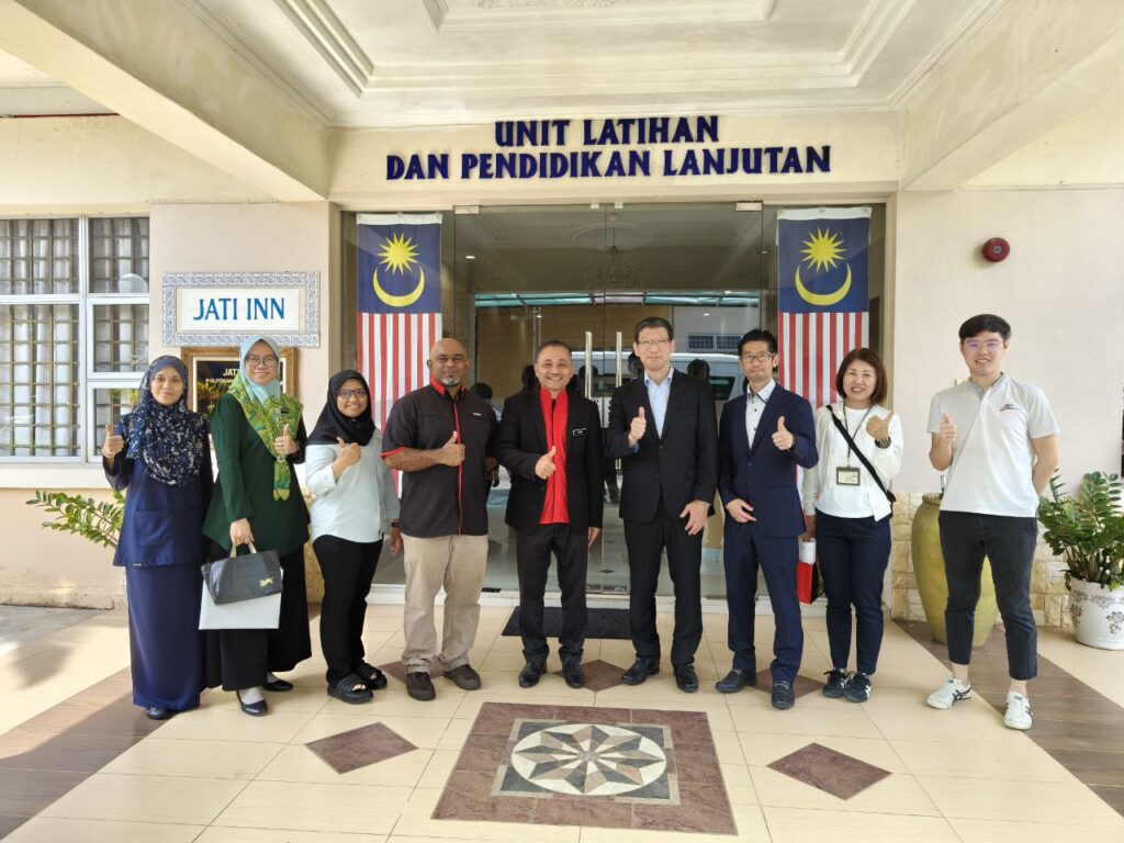 Lawatan Kerja Pengajar Jiyugaoka Gakuen High School, Jepun Ke Politeknik Ibrahim Sultan