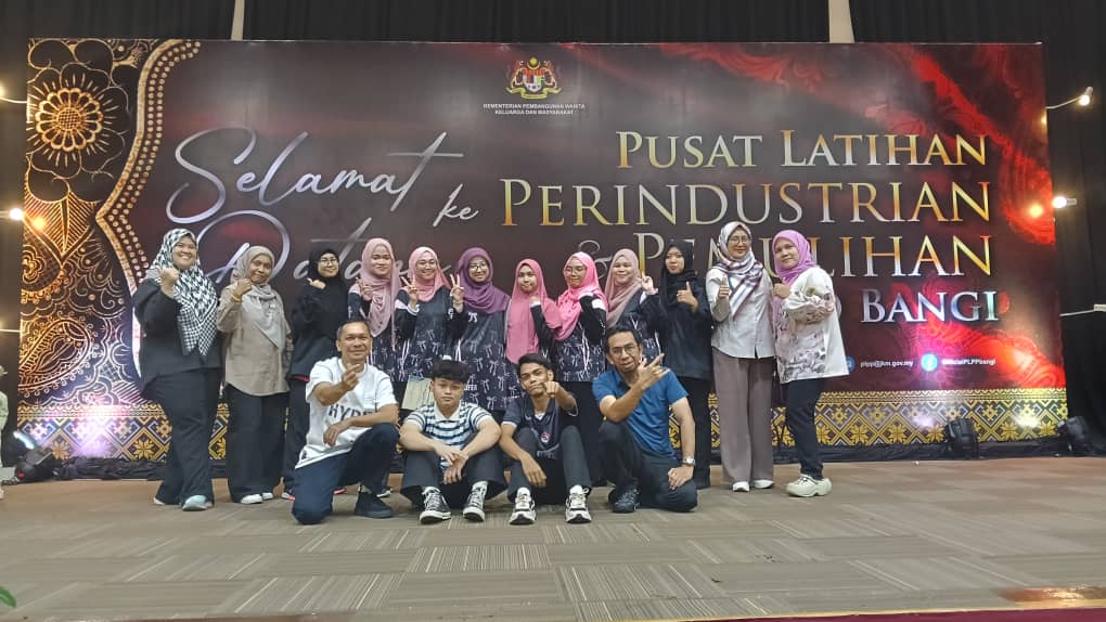 Penyertaan Staf Pis Di Kursus Preventif Konservasi: Tatacara Pengendalian Karya Koleksi Seni Moden.