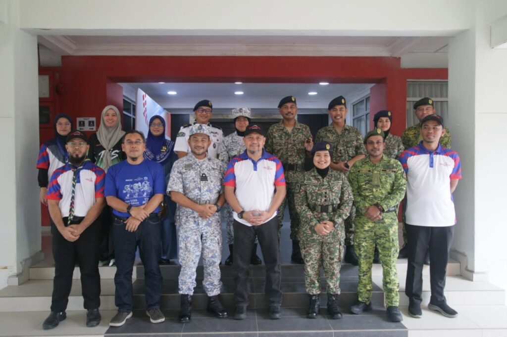 Pelaksanaan PLKN 3.0 Di Politeknik Ibrahim Sultan: Latihan Pengendalian Senjata Colt M16 5.56mm, PLKN 3.0 Di PIS.